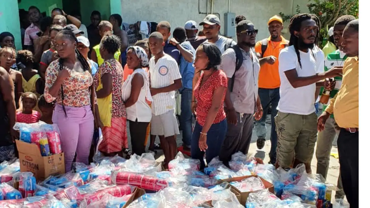 Conflit armé au Bel-Air: MTV-Haïti vole au secours des réfugiés à Solino