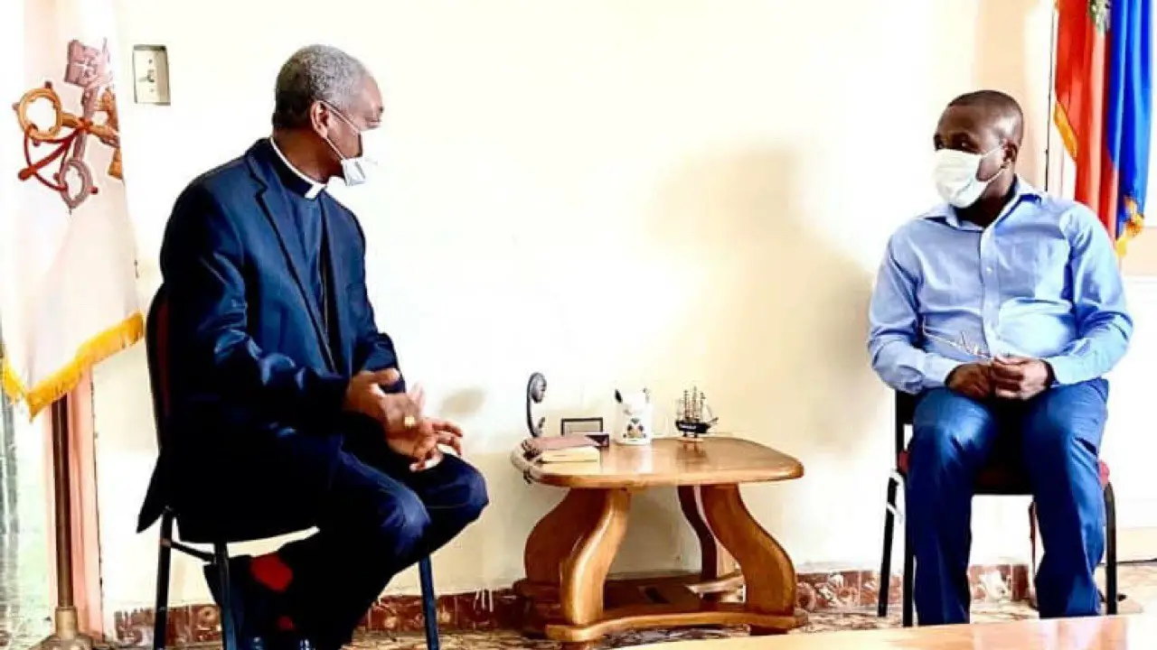 Covid-19- Haïti: le ministre Claude Joseph rencontre le Cardinal Chibly Langlois