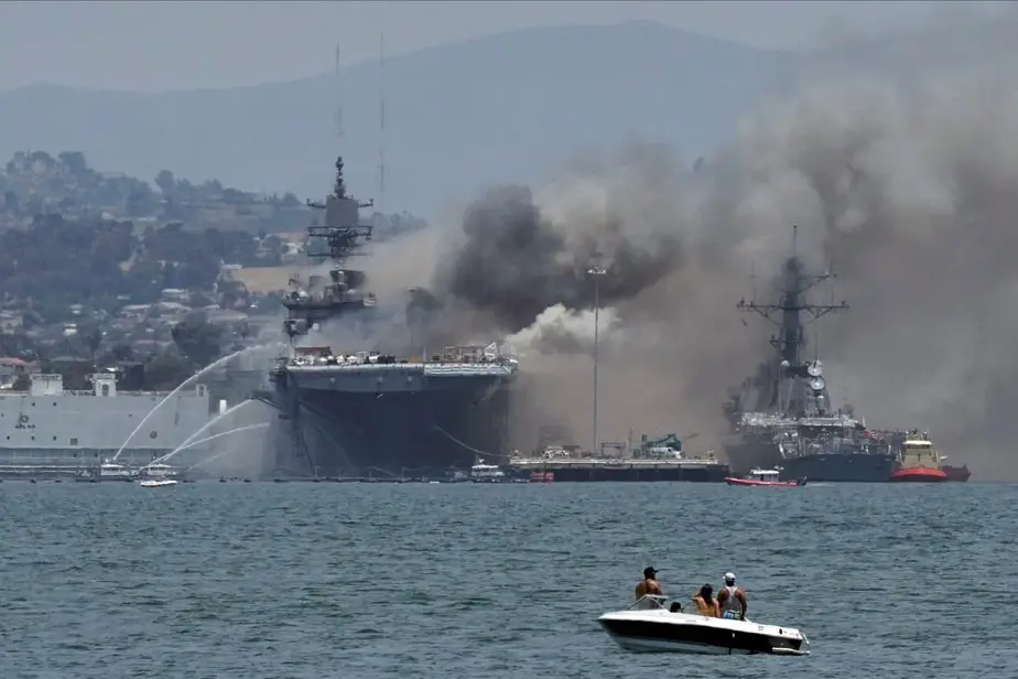 21 blessés dans un incendie à bord d’un navire militaire aux États-Unis