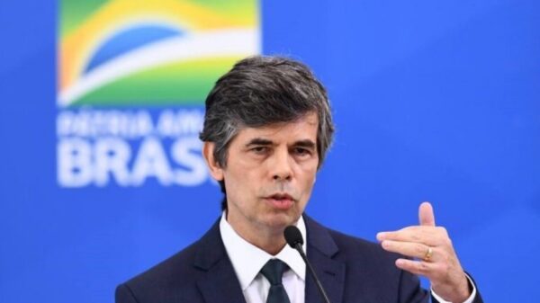 En désaccord avec Bolsonaro sur la gestion de la covid-19, le ministre de la santé démissionne
