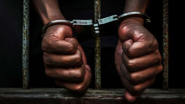 États-Unis: les prisonniers noirs reçoivent des peines plus longues que leurs homologues blancs