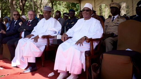 Le président du Mali et son premier ministre arrêtés par des militaires révoltés