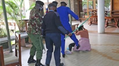 Kenya : Des policiers tabassent une députée