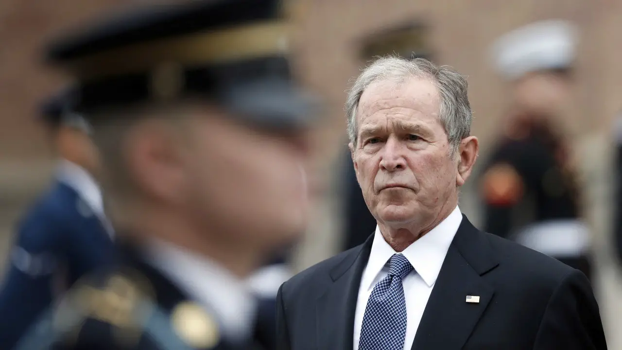 "Il est temps que l'Amérique examine nos échecs tragiques, " écrit George W. Bush