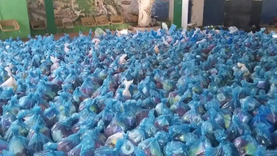Arcahaie: la Fondation Catherine Flon distribue des kits alimentaires à des nécessiteux