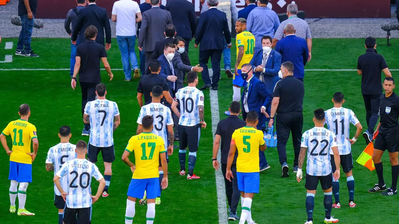 Football: Le match Brésil-Argentine interrompu pour des violations du protocole anti-Covid
