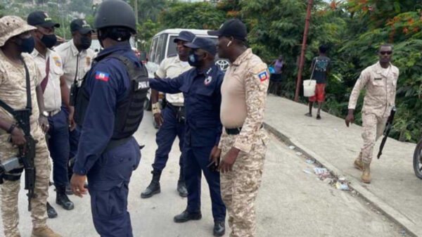 Grand'Anse: Léon Charles évalue les impacts du séisme sur les infrastructures policières