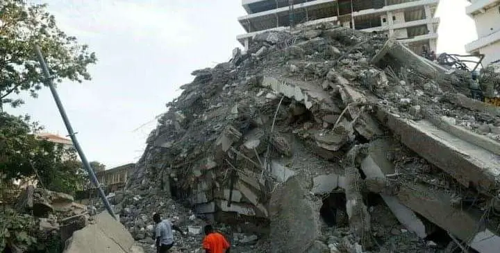 Un immeuble de 25 étages en cours de construction s'effondre au Nigéria