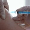 Nouvelle-Zélande: un homme se fait vacciner dix fois en une journée contre le coronavirus