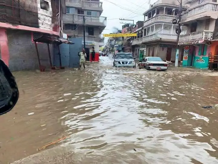 Des pluies diluviennes ont causé des inondations dans la ville du Cap-Haïtien