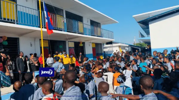 Réouverture de l'École nationale de Cité-Soleil après trois ans de fermeture