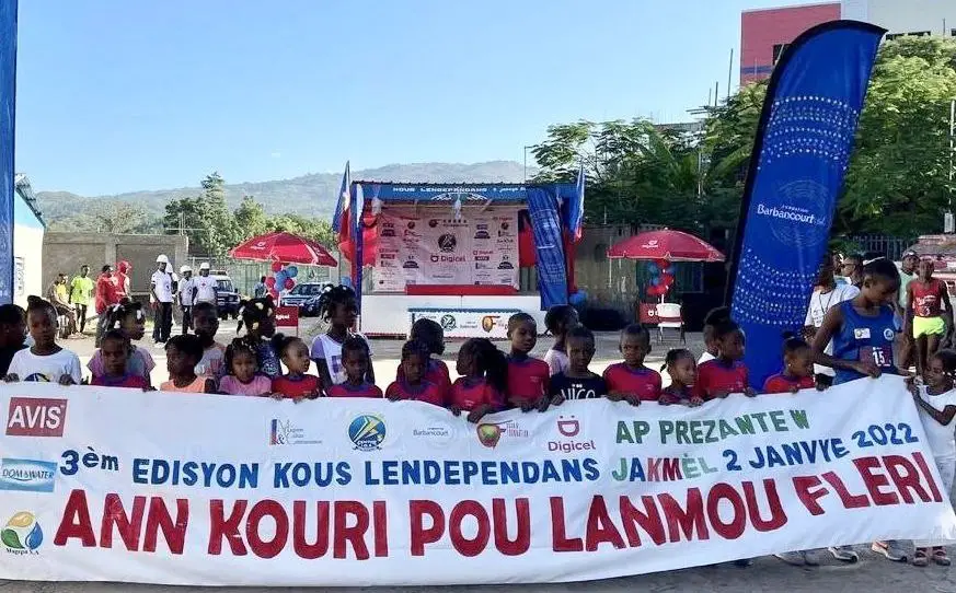 Les fondations Barbancourt et Osaka organisent la course de l’indépendance à Jacmel