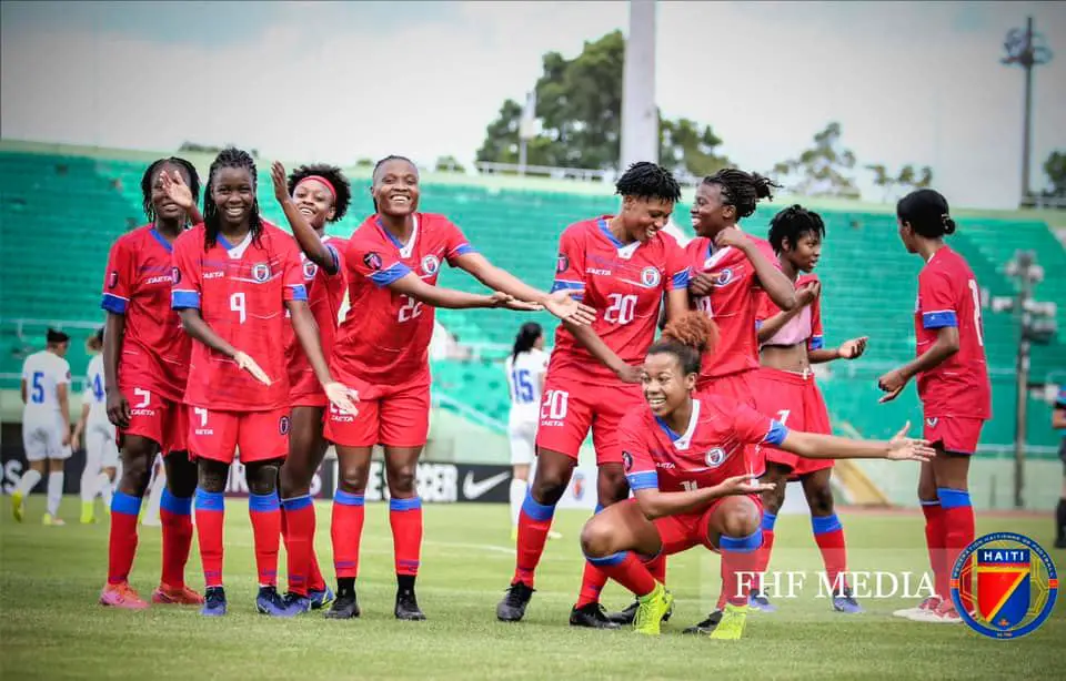La sélection nationale féminine de football étrille l'équipe de Saint-Vincent (11-0)