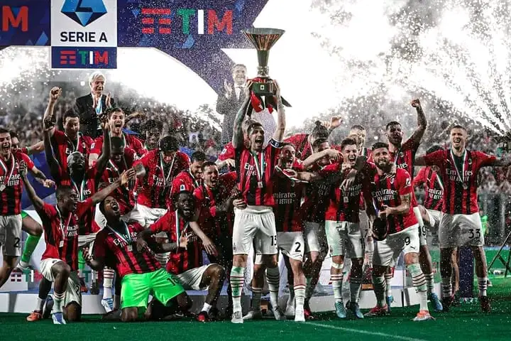 Après onze années de disette, l'AC Milan de retour sur le toit de l'Italie