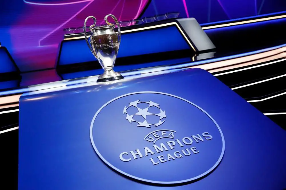 36 clubs, quatre chapeaux de neuf équipes, mini-championnat, l'UEFA dévoile le nouveau format de la LDC