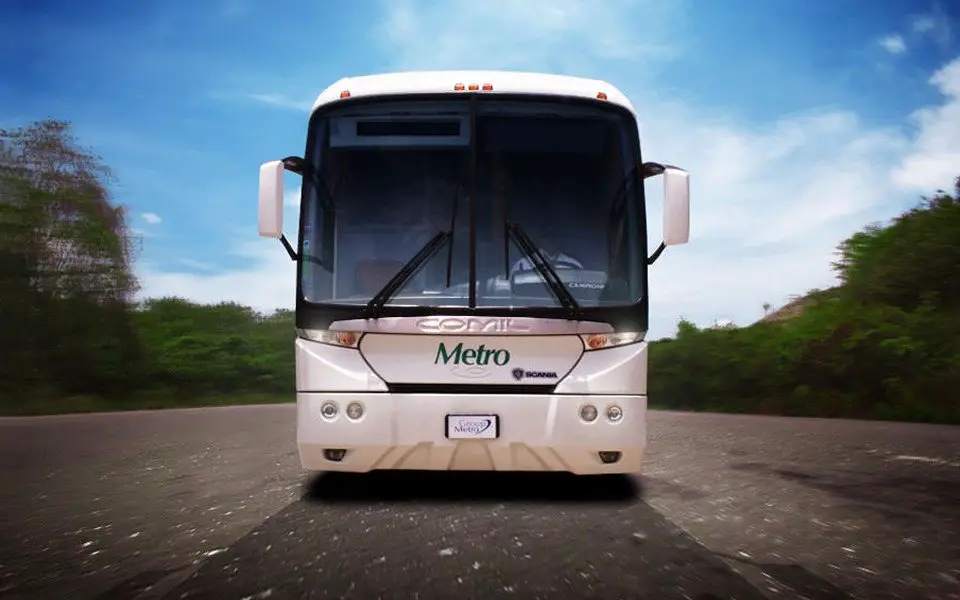 Un bus de Metro Tours détourné par des bandits armés avec à son bord des passagers Turks, Dominicains et Haïtiens