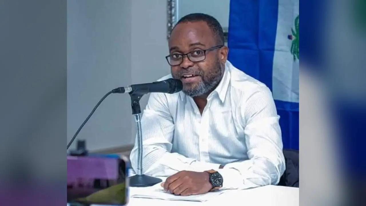 L'ancien ministre de la culture Jean Emmanuel Jacquet élu président du Centre Pen-Haïti