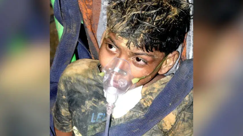 Inde: bloqué pendant quatre jours dans un puits, un enfant sourd-muet a été sauvé par les secours