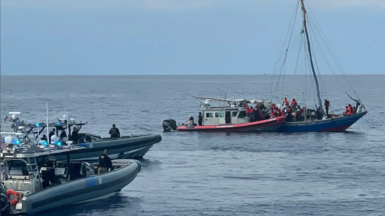 98 migrants haïtiens interceptés à bord d'un bateau à environ 40 miles au sud-est d’Islamorada