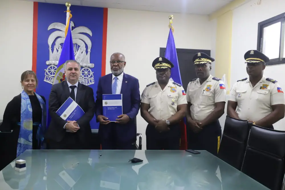Sécurité : le gouvernement signe un protocole d'accord avec l'OEA sur le renforcement de la PNH