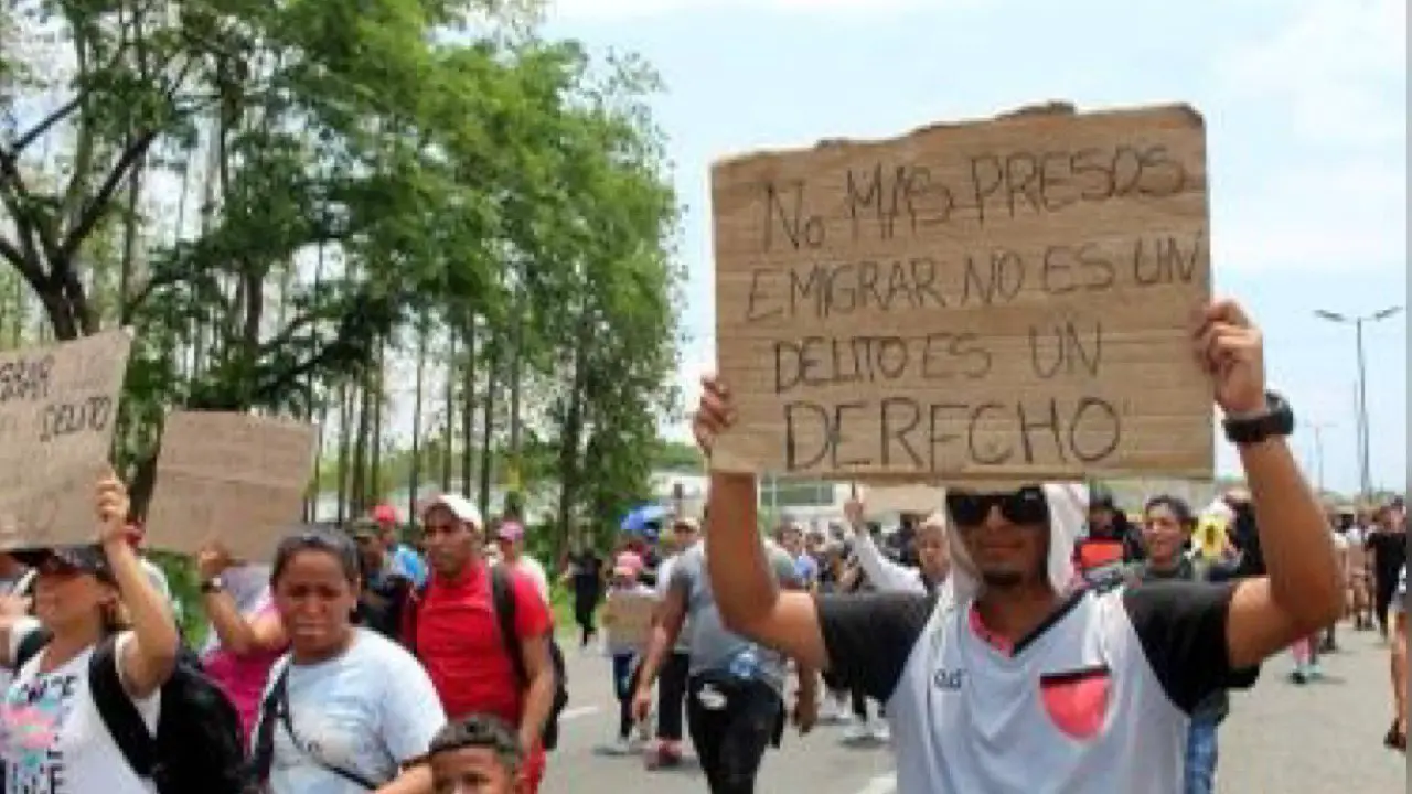 Près de 300 dominicains qui tentaient d'entrer illégalement aux États-Unis sont détenus au Mexique