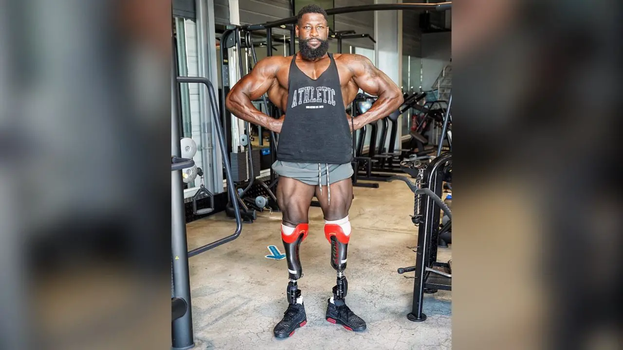 L'histoire de Bionic Body amputé de ses deux jambes à l'âge de 4 ans, devenu bodybuilder