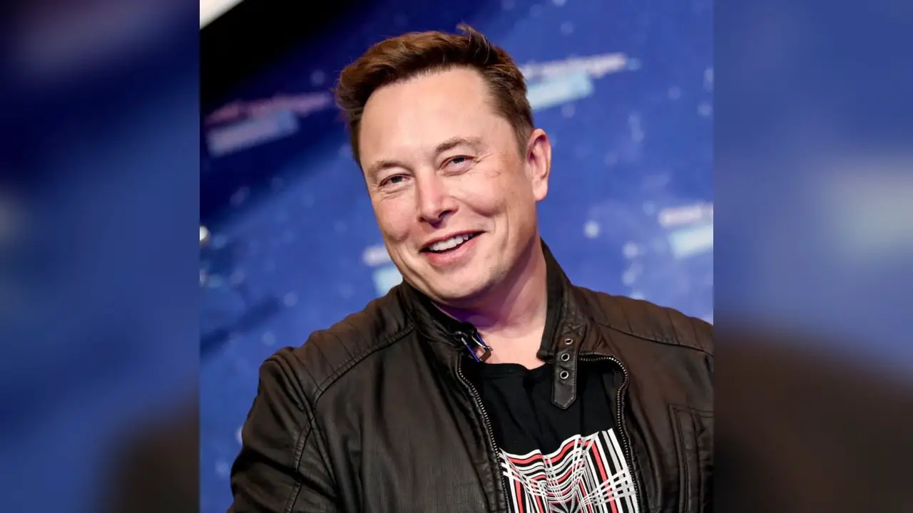 Le PDG de Tesla, Elon Musk, est désormais en charge de Twitter, a rapporté jeudi David Faber de CNBC.