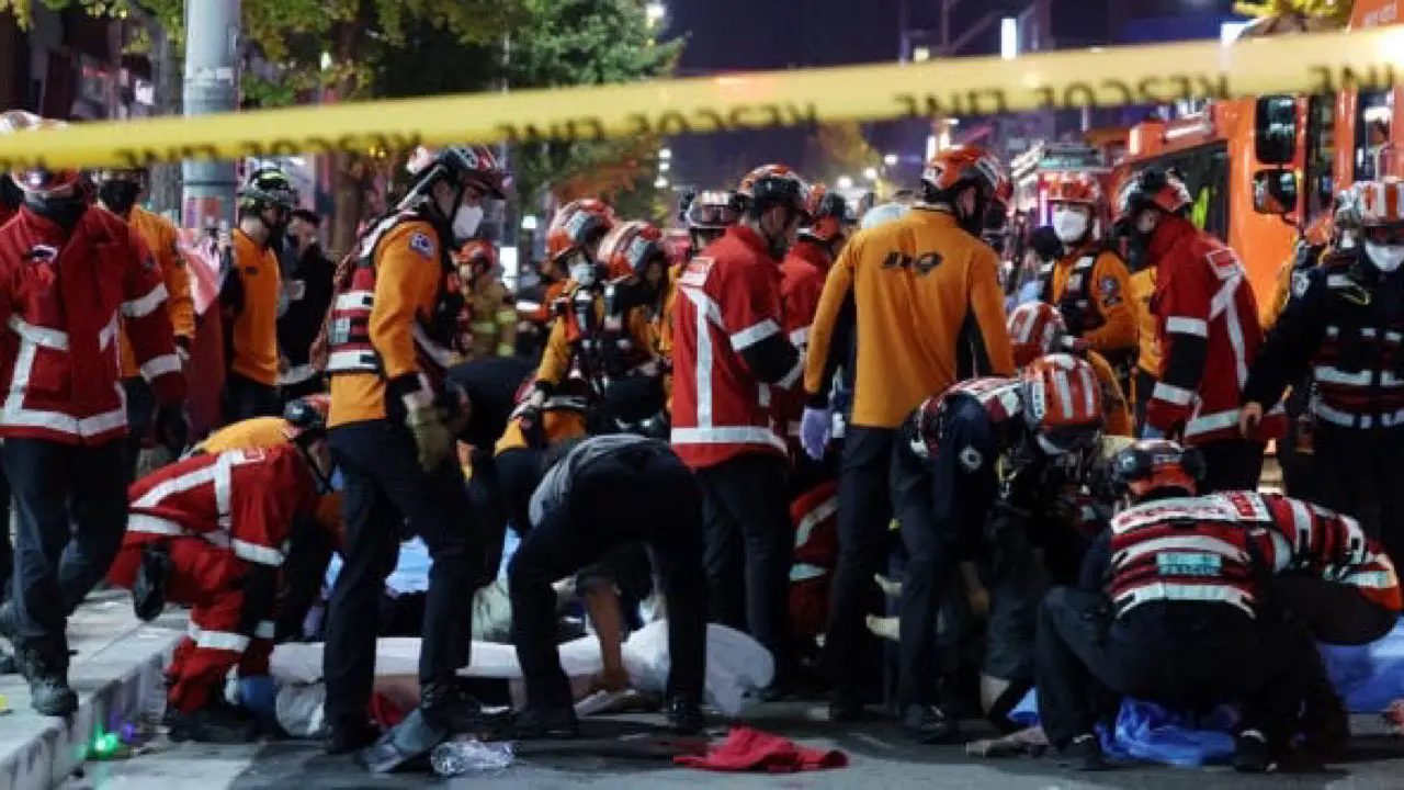 Corée du Sud: 59 morts et 150 blessés après un mouvement de foule lors de la fête d'halloween