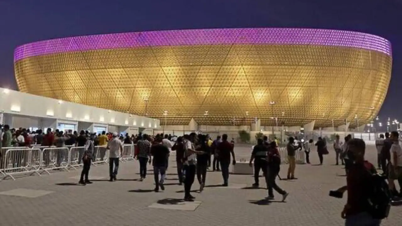 Mondial 2022: l'alcool interdit autour des stades, des supporters critiquent cette décision