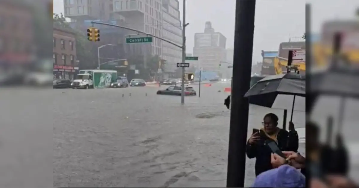 De pluies torrentielles inondent New York : les autorités déclarent l'état d'urgence