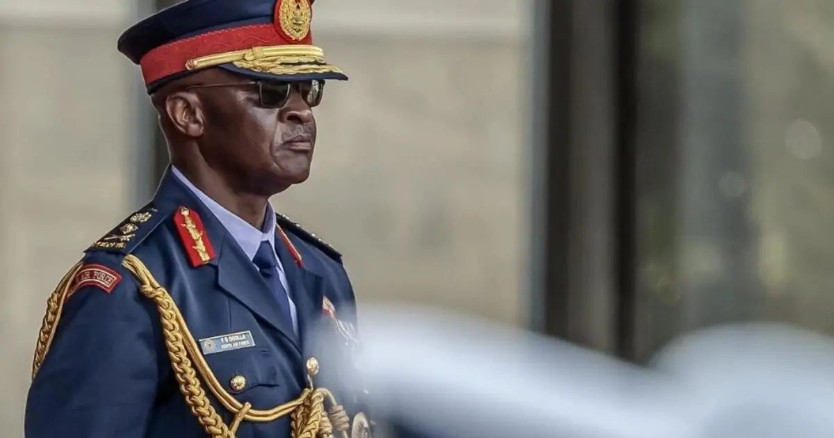 Le Chef des armées du Kenya meurt dans un crash d’hélicoptère