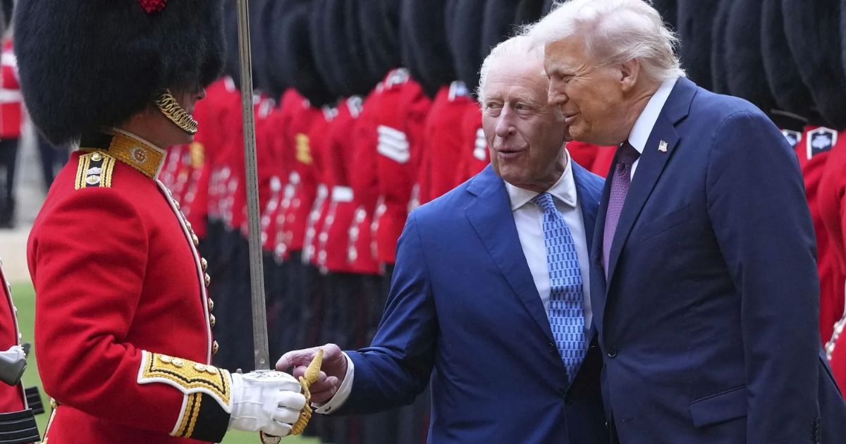 Trump accueilli avec faste au Royaume-Uni pour une deuxième visite d’État