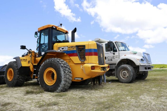 Le gouvernement annonce la disponibilité des chèques des anciens employés du CNE